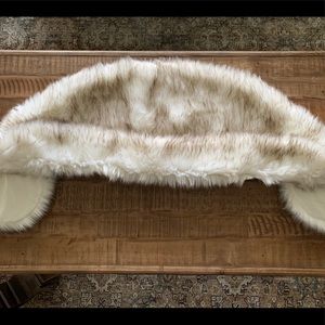 Wedding faux fur shrug